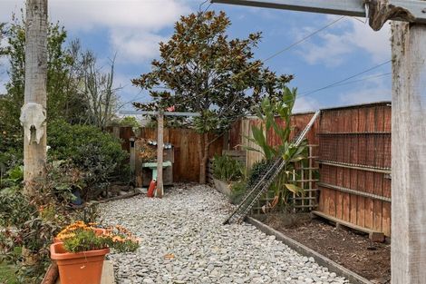 Photo of property in 5 Webb Street, Westport, 7825