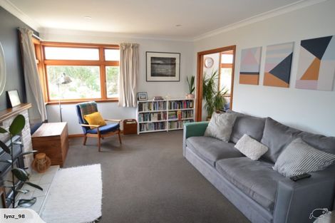 Photo of property in 30 Rongotea Road, Rongotea, Palmerston North, 4476