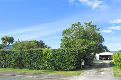 Photo of property in 8 Golders Road, Elderslea, Upper Hutt, 5018