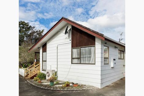 Photo of property in 1/21 Rapallo Place, Farm Cove, Auckland, 2012