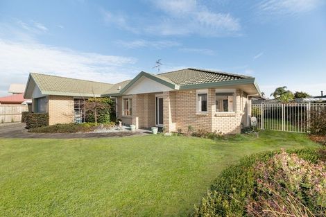 Photo of property in 16 Laguna Key, Papamoa Beach, Papamoa, 3118