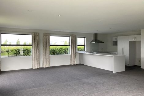 Photo of property in 7 Maka Lane, Halswell, Christchurch, 8025