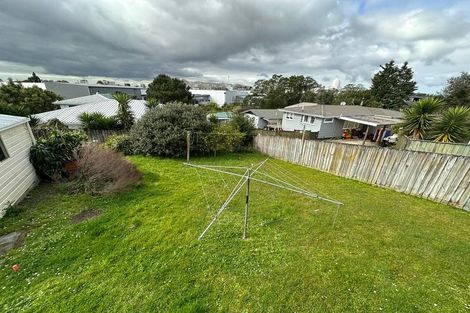Photo of property in 14 Riserra Drive, Ranui, Auckland, 0612