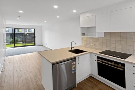 Photo of property in 29/28 Westgate Drive, Westgate, Auckland, 0614