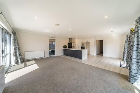 Photo of property in 18 Gallipoli Road, Trentham, Upper Hutt, 5018