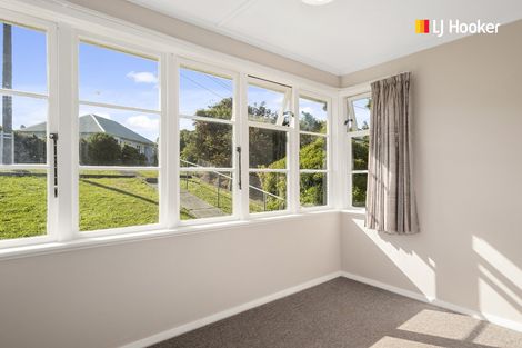 Photo of property in 52 Puketai Street, Andersons Bay, Dunedin, 9013