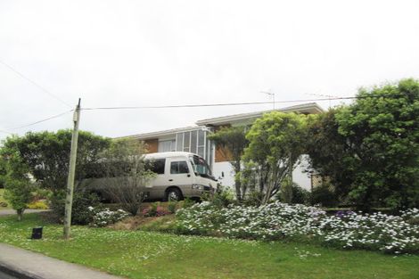 Photo of property in 2 Moreton Drive, Manly, Whangaparaoa, 0930