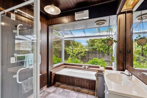 Photo of property in 82 Effingham Street, North New Brighton, Christchurch, 8083