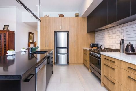 Photo of property in 28 Victoria Street, Richmond Heights, Taupo, 3330