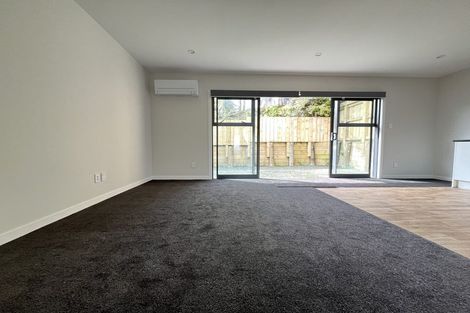Photo of property in 49 Taylor Terrace, Tawa, Wellington, 5028