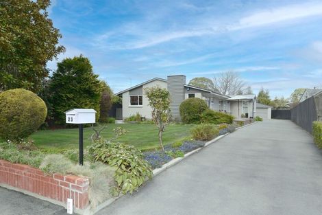 Photo of property in 23 Burnside Crescent, Burnside, Christchurch, 8053