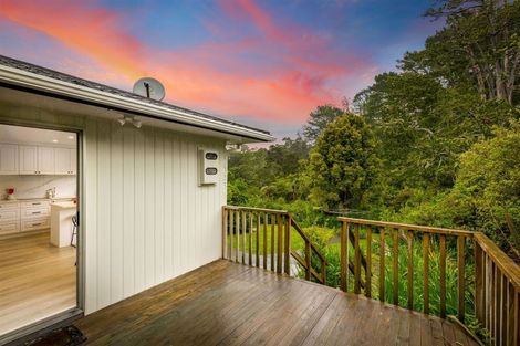 Photo of property in 53 Pine Avenue, Henderson, Auckland, 0612