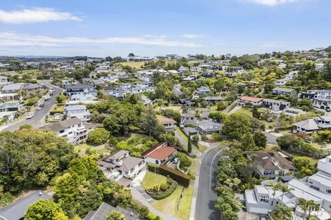 Photo of property in 5 Honeysuckle Lane, Mairangi Bay, Auckland, 0630