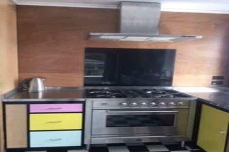 Photo of property in 3 Chaffey Crescent, Titahi Bay, Porirua, 5022