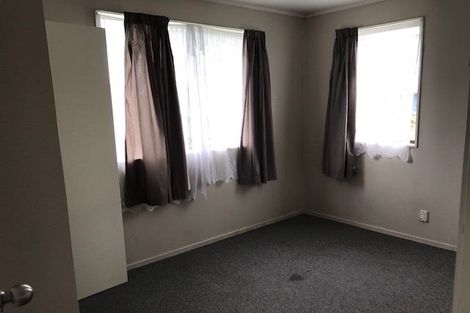 Photo of property in 2/10 Ebenezer Way, Clendon Park, Auckland, 2103