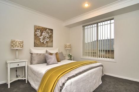 Photo of property in 4 Xena Way, Henderson, Auckland, 0612