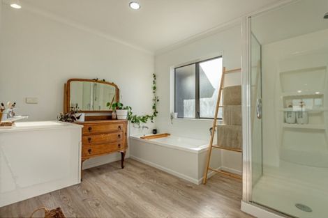 Photo of property in 250 Park Avenue, Waitarere Beach, Levin, 5510