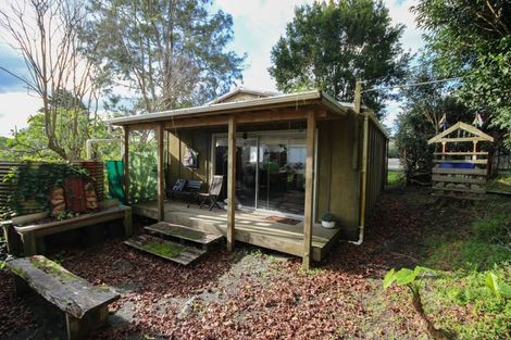 Photo of property in 1913 Paparoa Valley Road, Paparoa, 0571