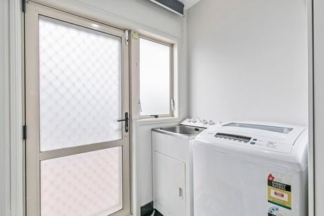 Photo of property in 85 Templeton Place, Clendon Park, Auckland, 2103