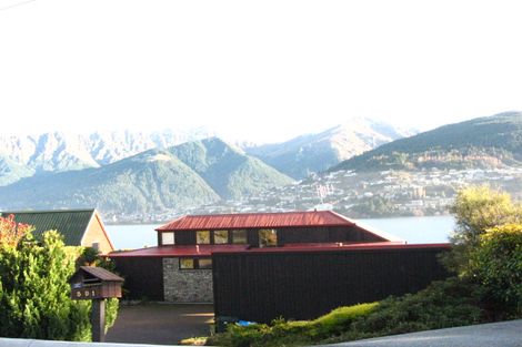 Photo of property in 591 Peninsula Road, Kelvin Heights, Queenstown, 9300