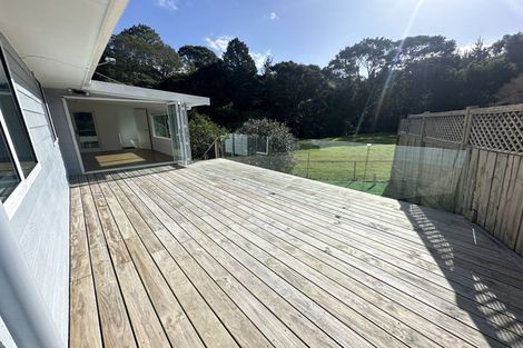 Photo of property in 2/130 Spinella Drive, Bayview, Auckland, 0629