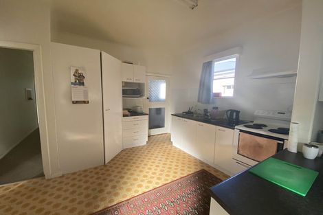 Photo of property in 20 Dr Taylor Terrace, Johnsonville, Wellington, 6037