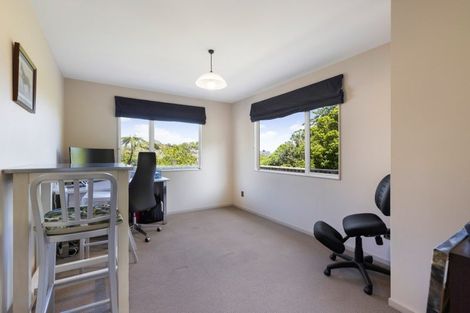 Photo of property in 51b Maungaraki Road, Korokoro, Lower Hutt, 5012