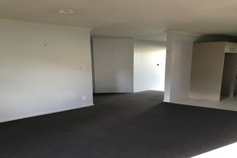 Photo of property in 70c Kayes Road, Pukekohe, 2120