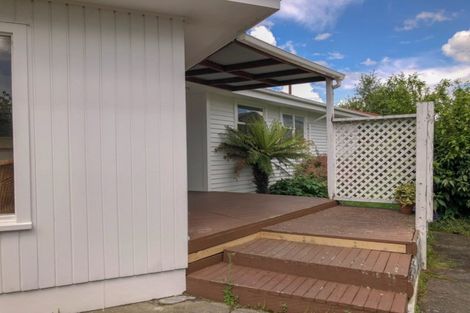 Photo of property in 12 Taverner Street, Carterton, 5713