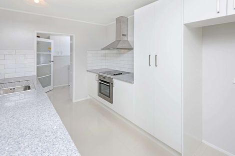 Photo of property in 15 Astor Place, Manurewa, Auckland, 2102