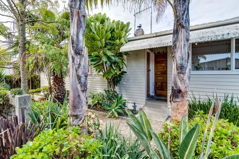 Photo of property in 90 Bill Hercock Street, Pirimai, Napier, 4112