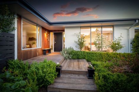 Photo of property in 16 Braco Place, Burnside, Christchurch, 8041