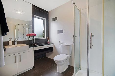 Photo of property in 2 Hawkdun Drive, Flat Bush, Auckland, 2016