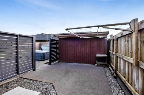Photo of property in 5 Marlin Terrace, Bell Block, New Plymouth, 4312
