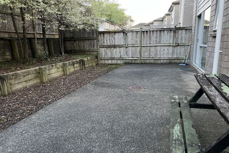 Photo of property in 10 Killarney Drive, Flat Bush, Auckland, 2019