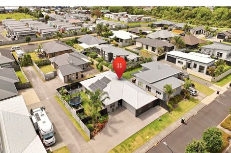 Photo of property in 11 Coutts Street, Papamoa Beach, Papamoa, 3118
