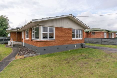 Photo of property in 150 Sandwich Road, St Andrews, Hamilton, 3200
