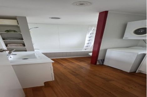 Photo of property in 2b Hubert Henderson Place, Remuera, Auckland, 1050