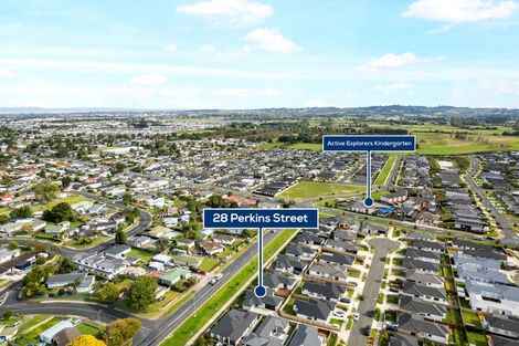 Photo of property in 28 Perkins Street, Papakura, 2110