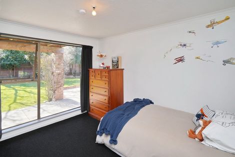 Photo of property in 80a Dunbarton Street, Redwood, Christchurch, 8051