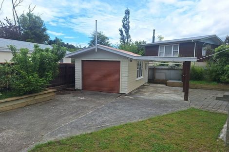 Photo of property in 5 Birch Grove, Pinehaven, Upper Hutt, 5019
