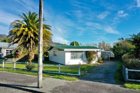 Photo of property in 2 Stewart Street, Waimangaroa, Westport, 7891