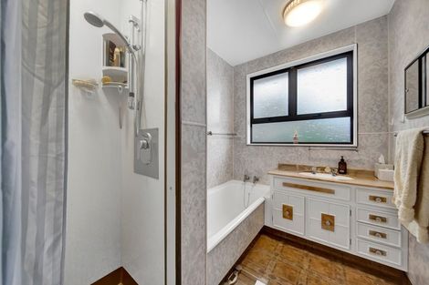 Photo of property in 76 Blake Street, Waitara, 4320