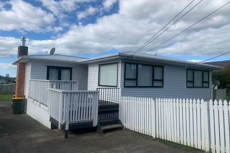 Photo of property in 26 Ranui Avenue, Ranui, Auckland, 0612