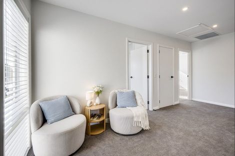 Photo of property in 9a Church Road, Taradale, Napier, 4112