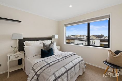 Photo of property in 6 Nohanga Lane, Hobsonville, Auckland, 0616