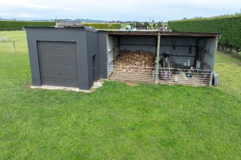 Photo of property in 24 Mckinnon Road, Edendale, Wyndham, 9893