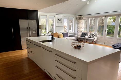 Photo of property in 107 Hamilton Avenue, Ilam, Christchurch, 8041