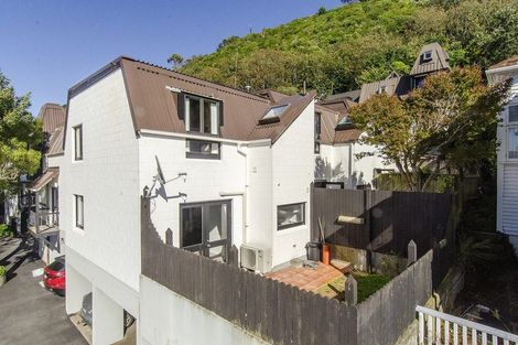 Photo of property in 25/10 Pitarua Street, Thorndon, Wellington, 6011