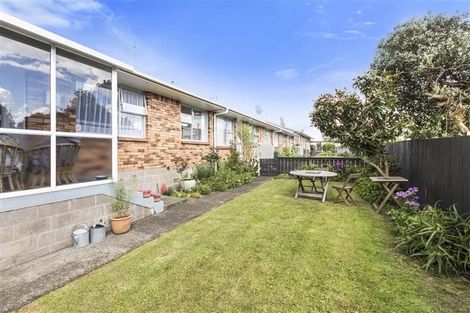 Photo of property in 26 West Coast Road, Glen Eden, Auckland, 0602